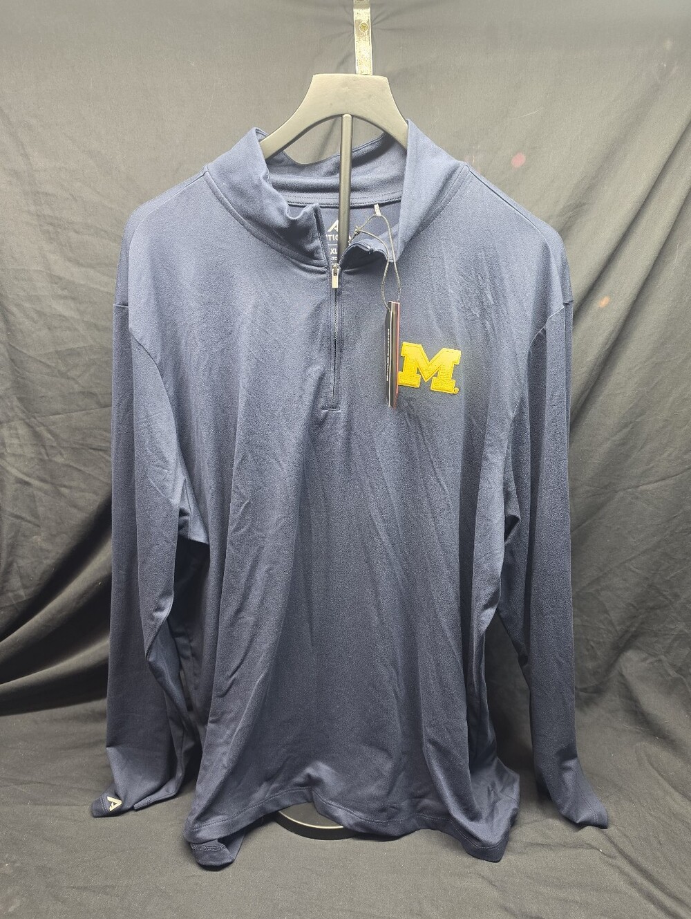 NWT Antigua Michigan Wolverines Reprocess 1/4 Zip Pullover Men's XL Navy